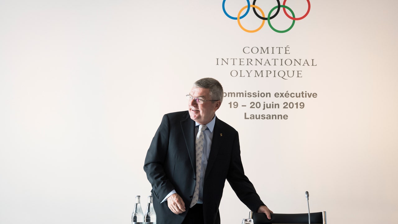 IOC lifts suspension on India hosting Olympic sports events